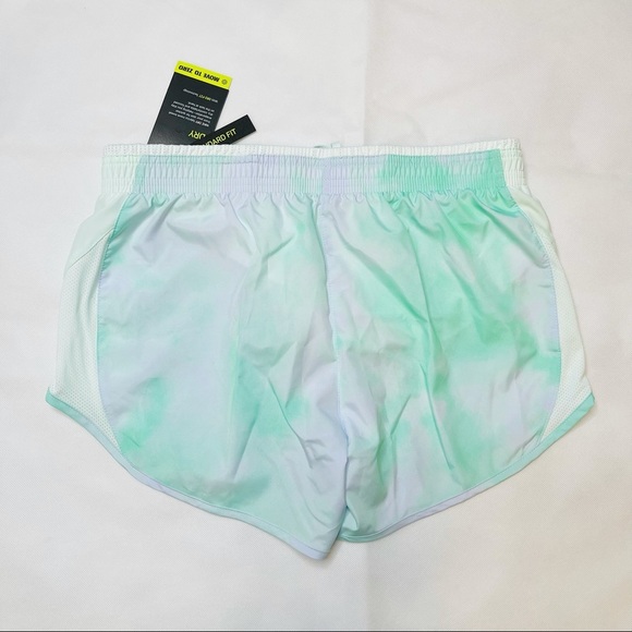 Nike | Women’s Nike Running Shorts - Picture 2 of 4